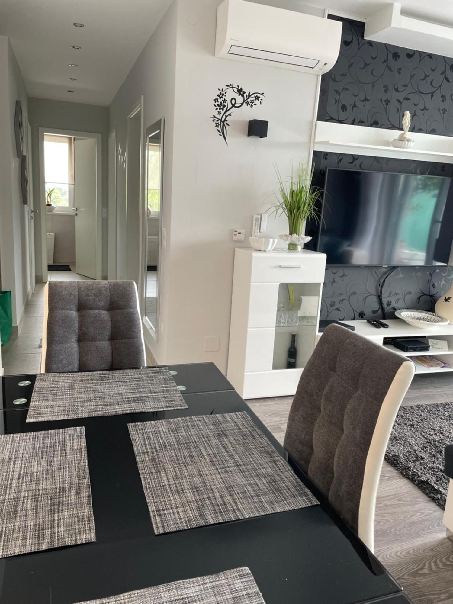 Silver Gray Appartment Балатонлеле Екстериор снимка